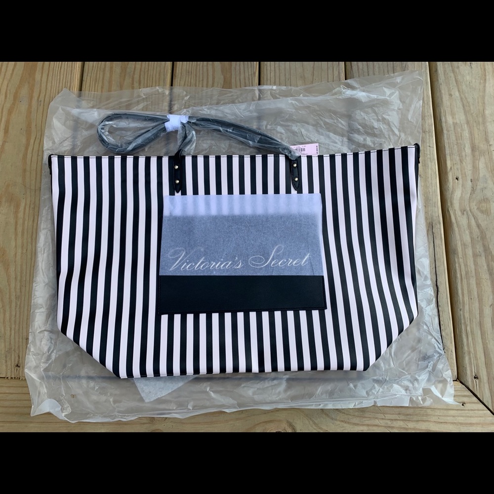Victoria’s Secret bag